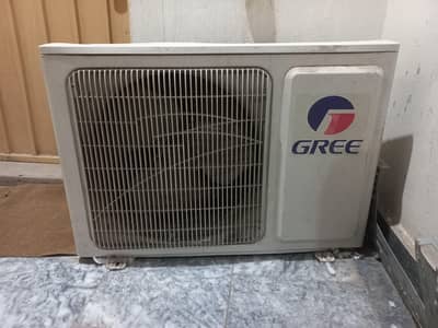 Gree AC 1 Ton Running  condition