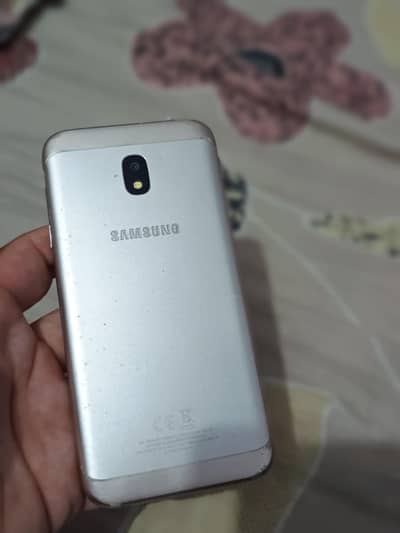 Samsung Mobile J7 Pro