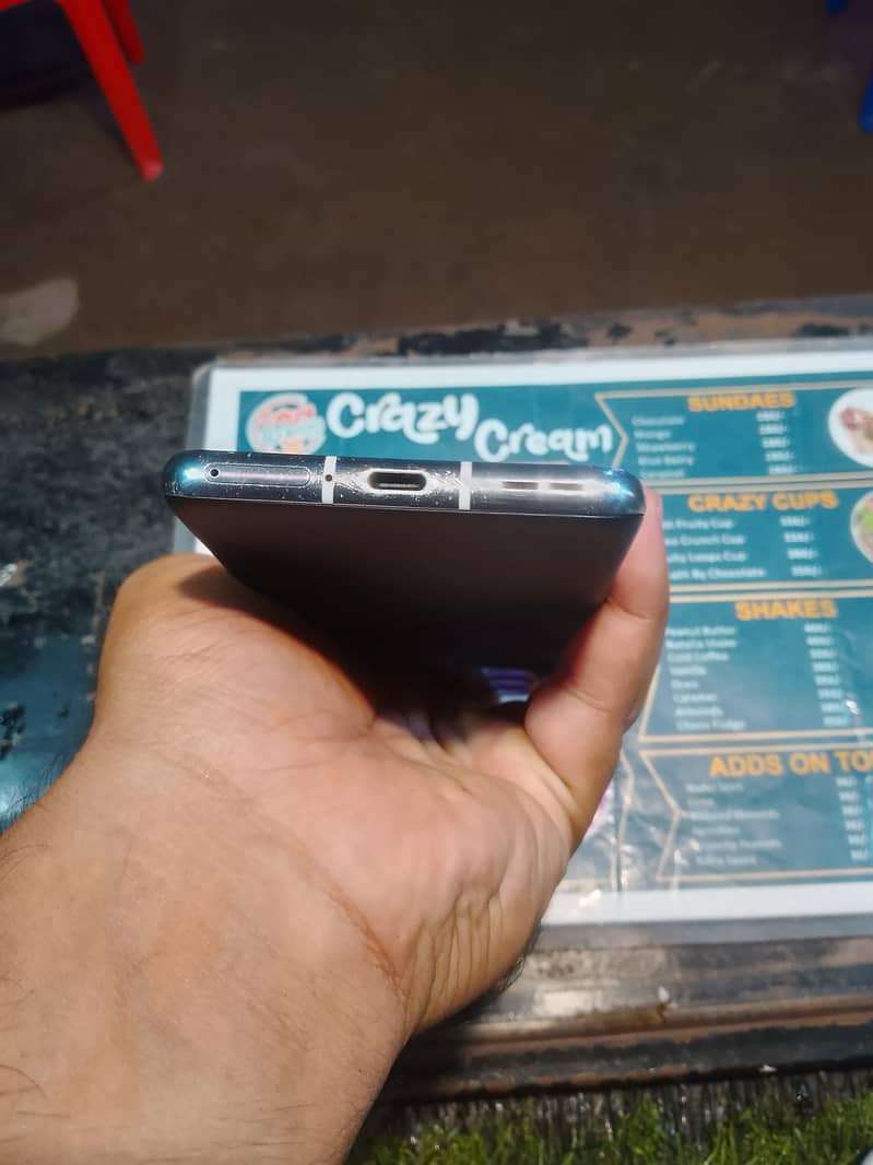 One Plus 9 Pro 5