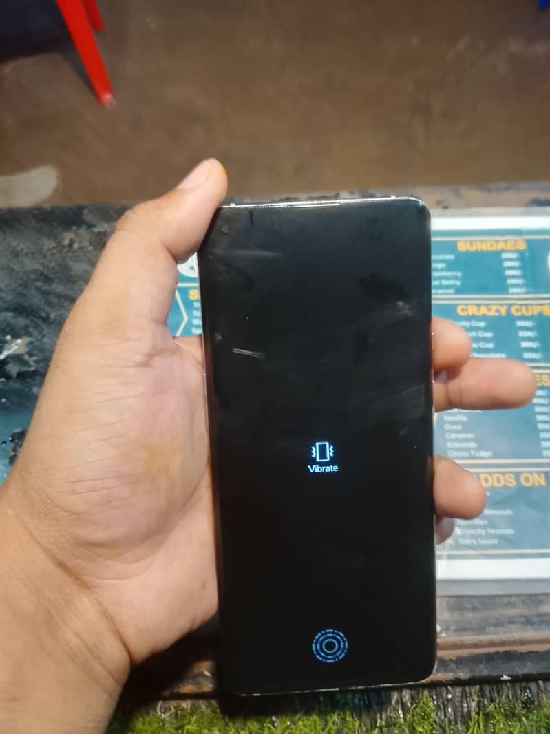 One Plus 9 Pro 7