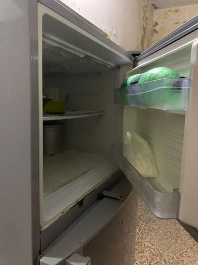 Dawlance Fridge Used - Good Condition For Sale