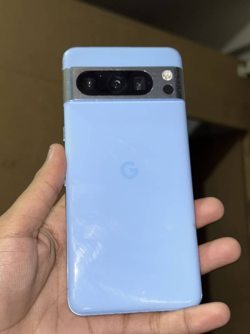 Google Pixel 8 Pro 4