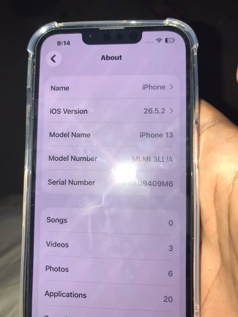 Apple iPhone 13 8