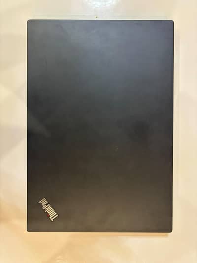 Lenovo thinkpad T495 ryzen 7 pro 3700u