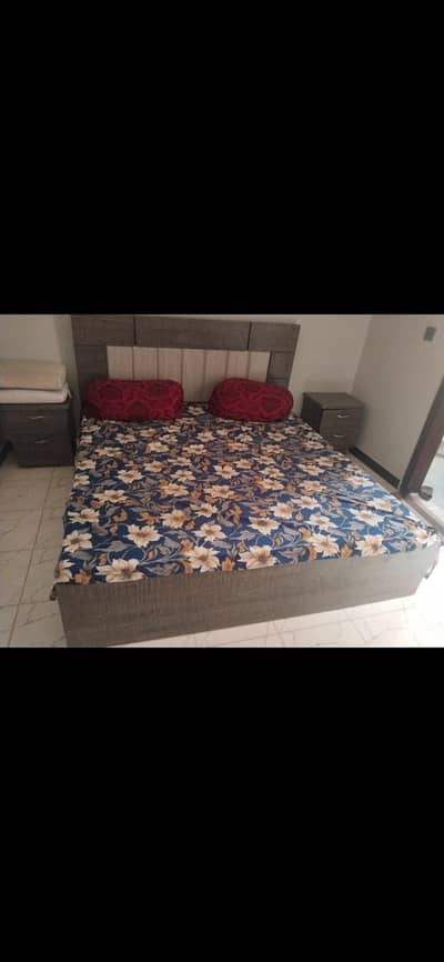 King size bed for sale