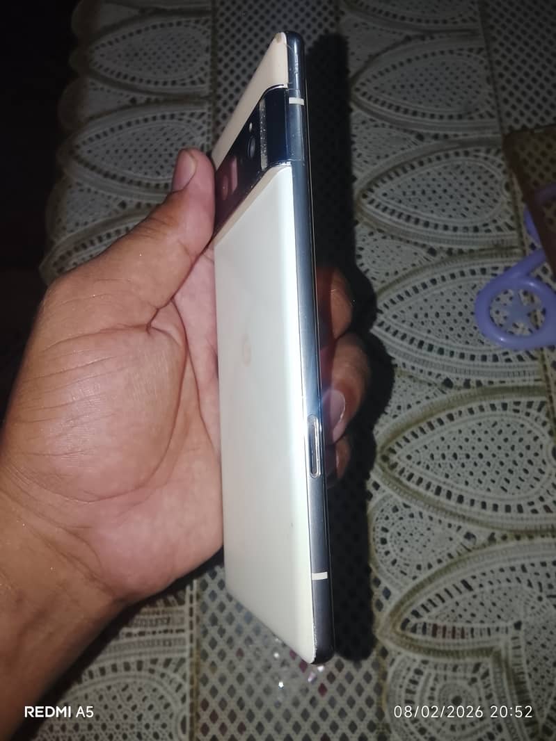Google Pixel 6 Pro 2