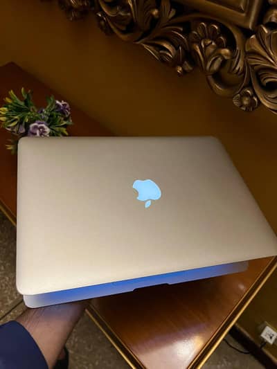 Apple MacBook Air 13