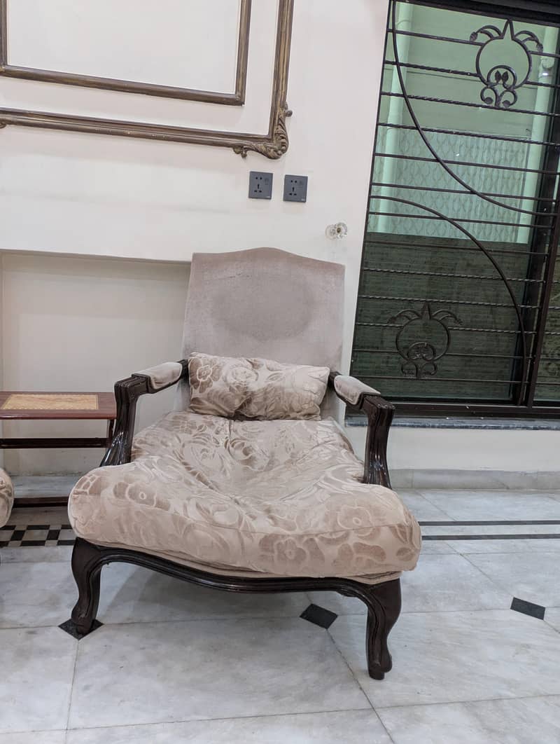 chairs 1