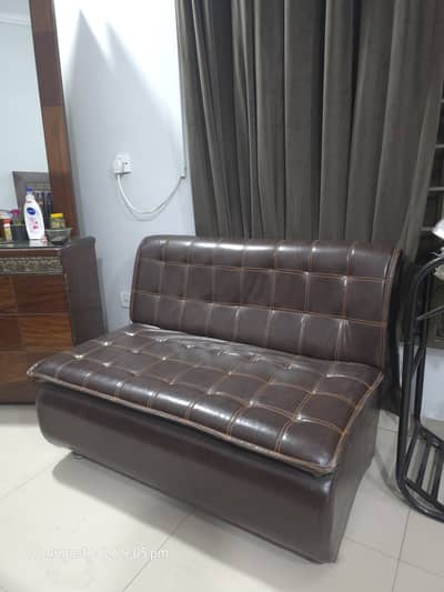 2x Leather Sofa for sale