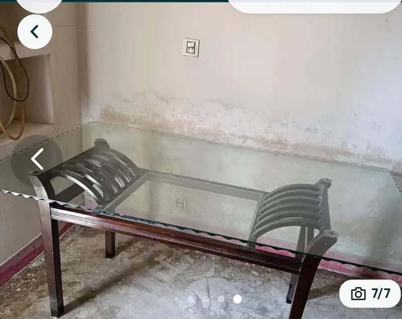 Table with  Chairs 0