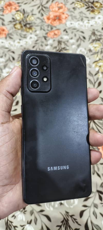 Samsung Mobile A72