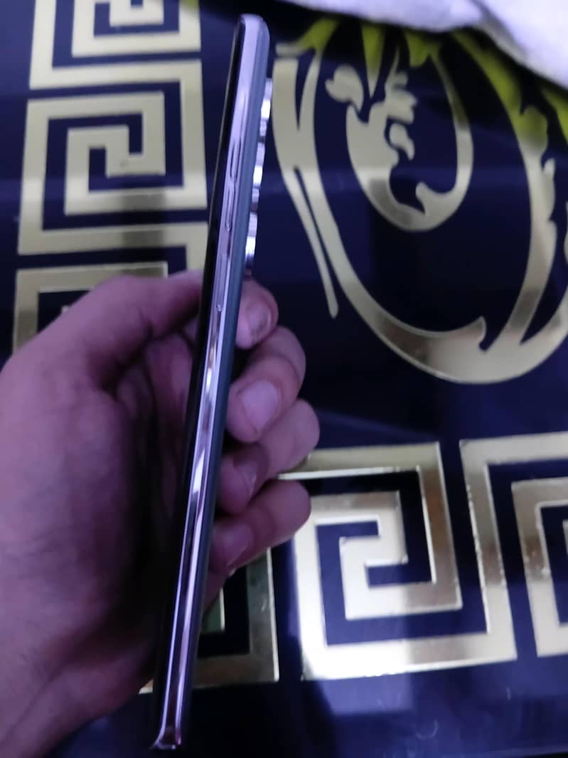 Tecno CAMON 40 Pro 2