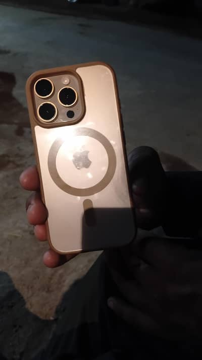 Apple iPhone 16 Pro 10/10