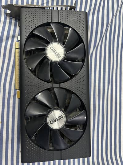 8GB Nitro sapphire graphic card