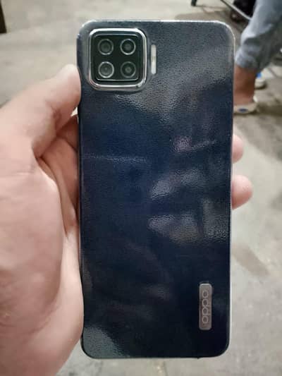 OPPO F17 Pro