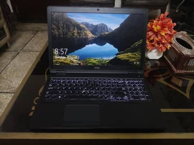 Dell latitude 5580 10/10 condition home used best for office work