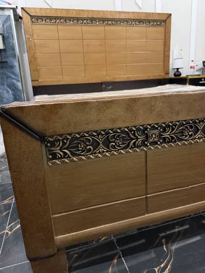 wooden Duble bed