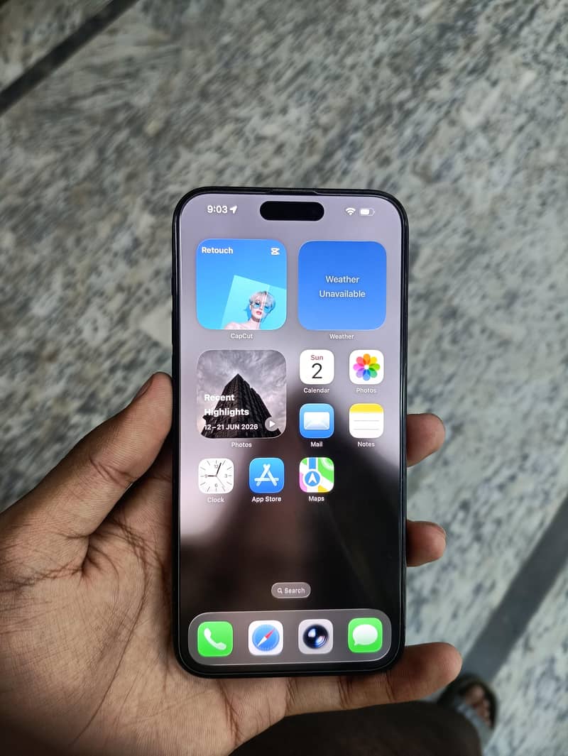 iPhone 15 Pro Max 1