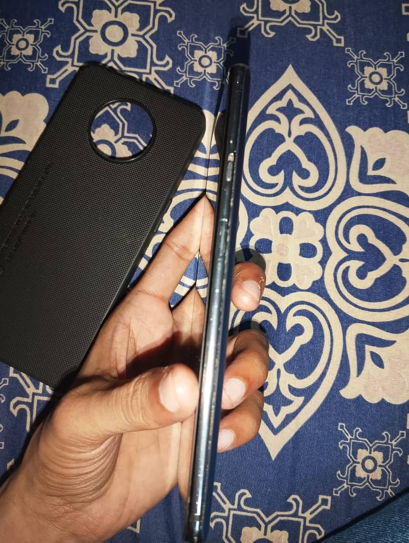 One Plus 7T 6