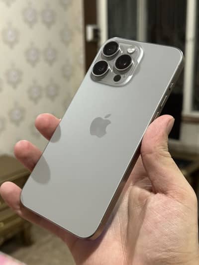 Apple iPhone 15 Pro Max