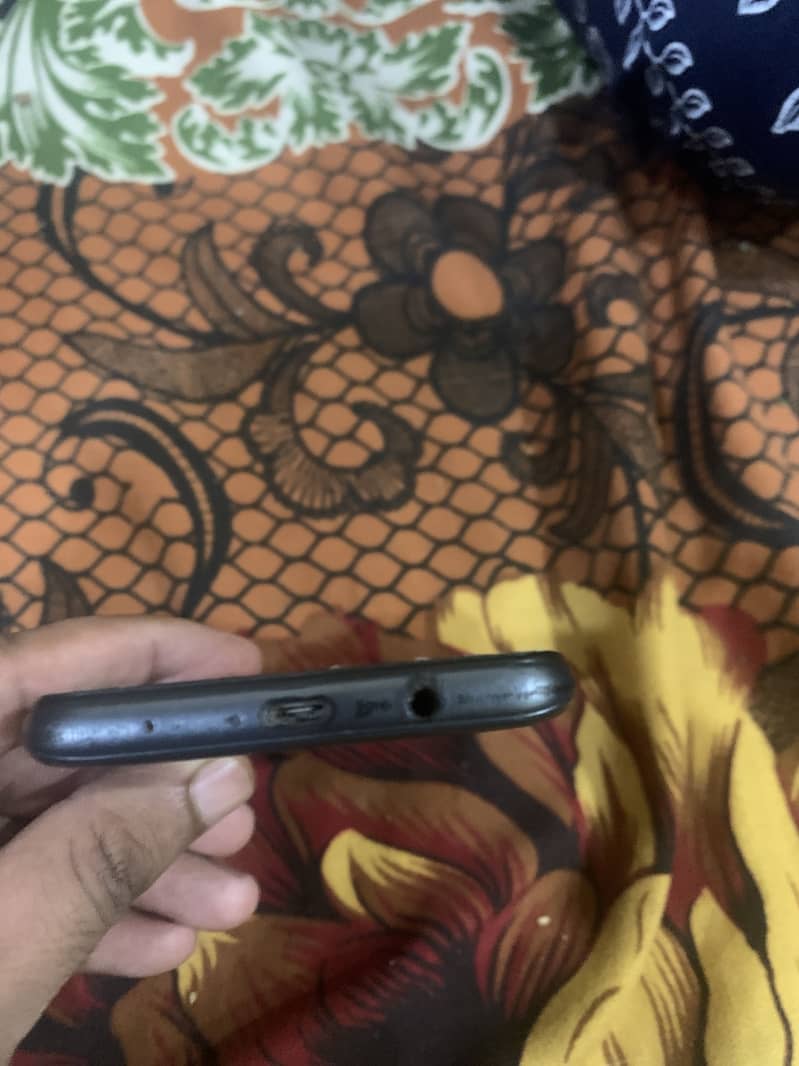 Tecno Spark 7 4