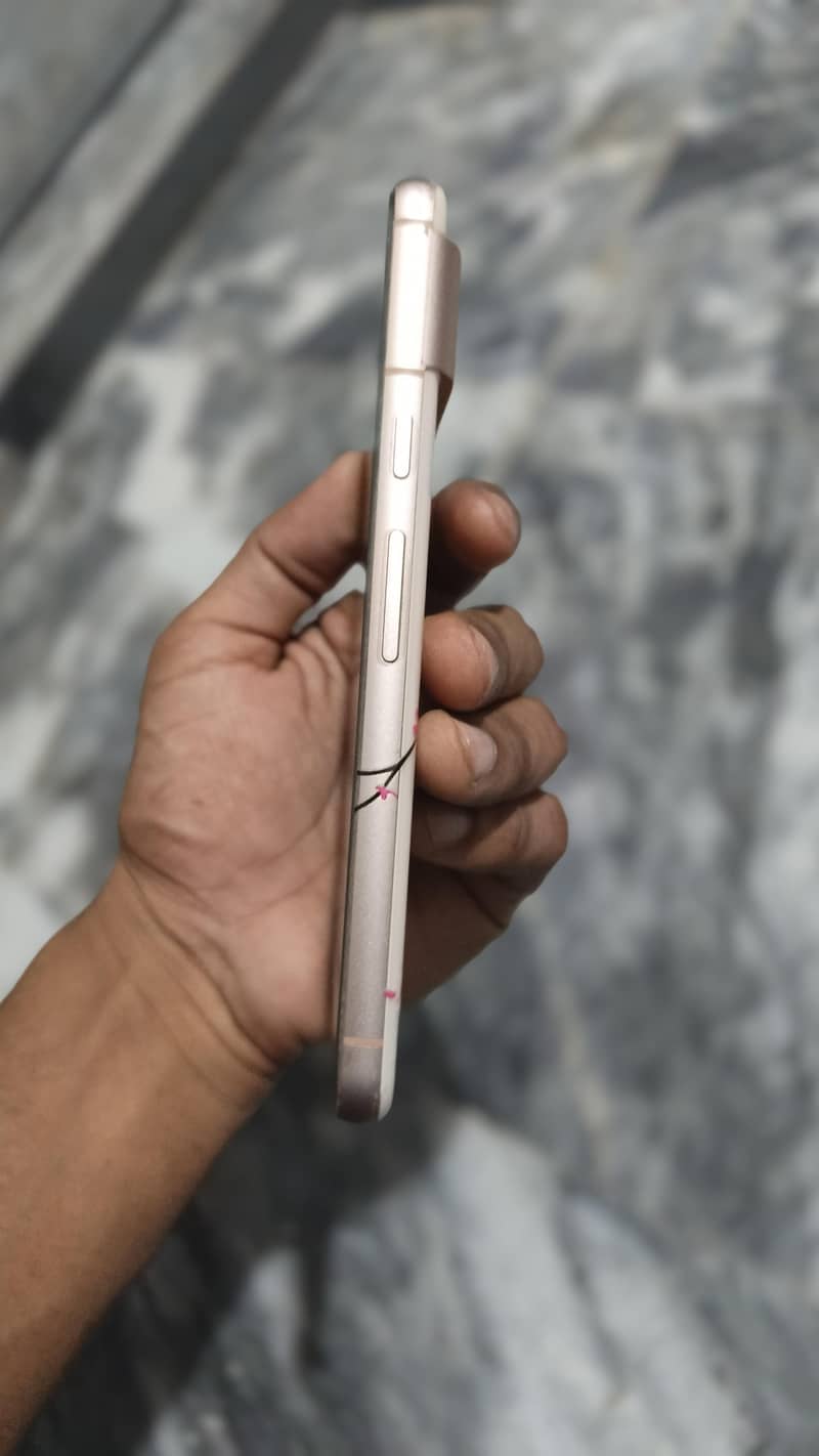 Google Pixel 8 1