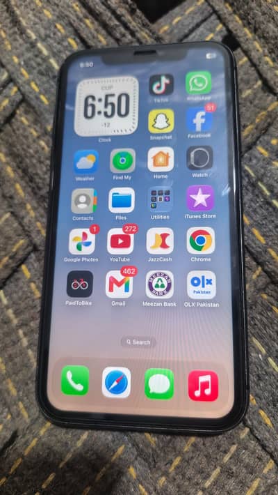 Apple iPhone 11