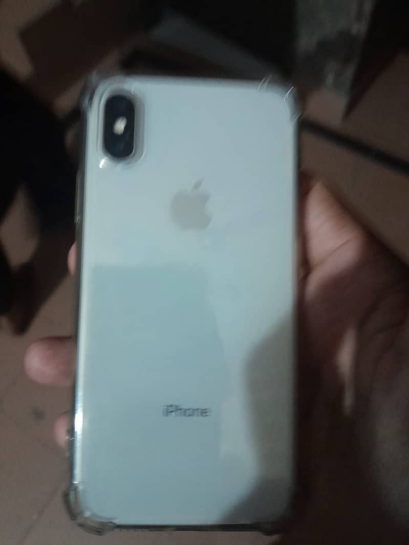 Apple iPhone X 3