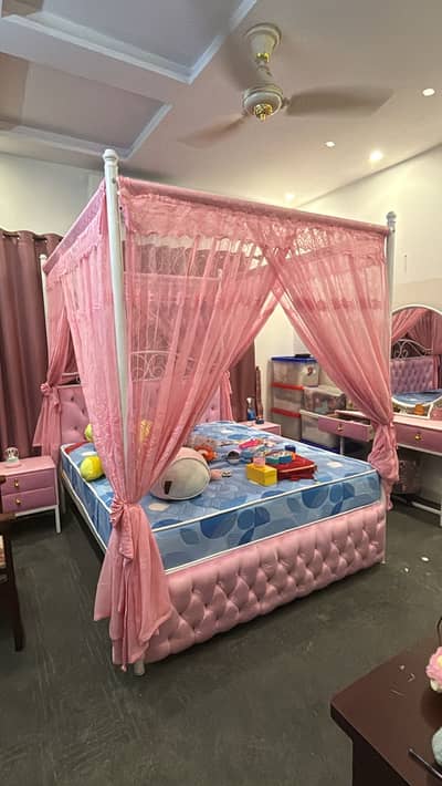 Baby girl bed