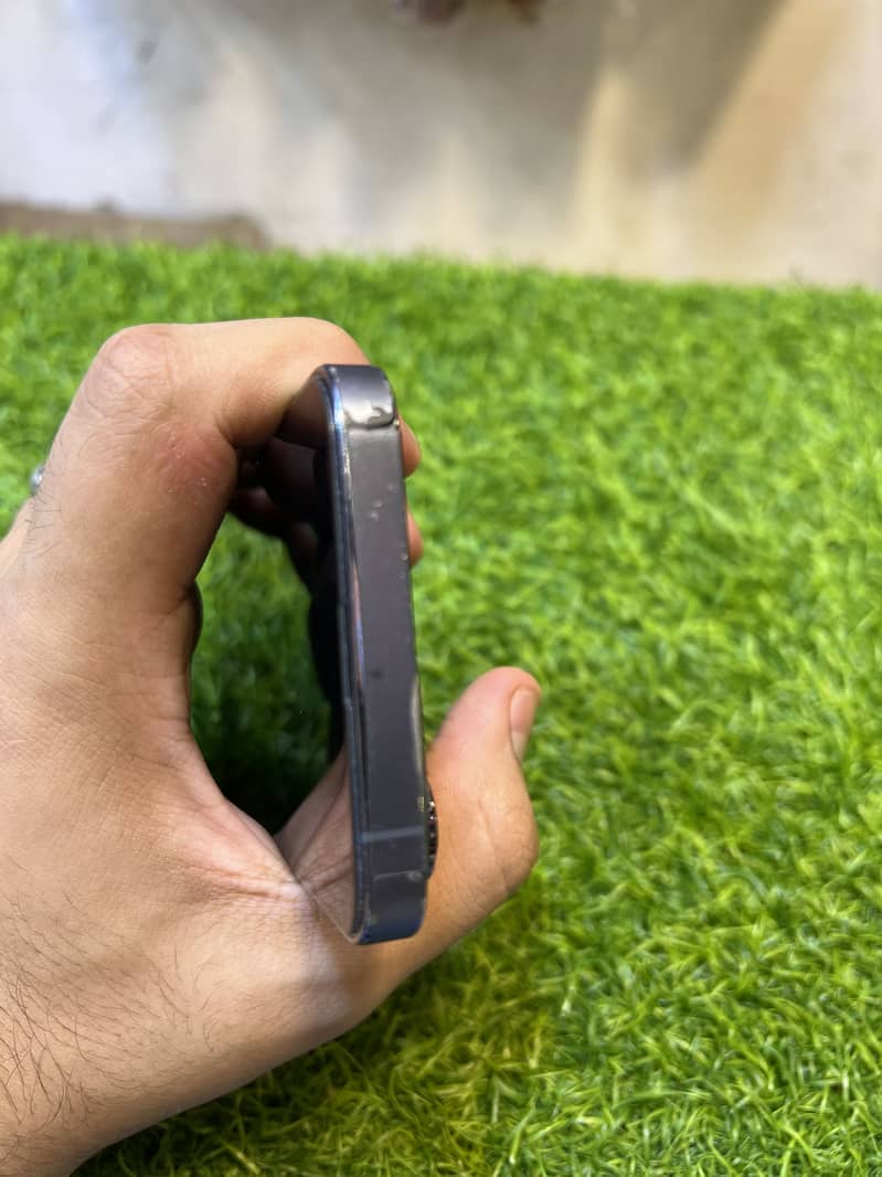 Apple iPhone 13 Pro 3