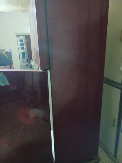 FRIGE ALL OK HAI GOOD CONDITION