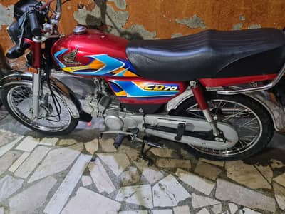 Honda cd70 argant sale only cal show room cndicn