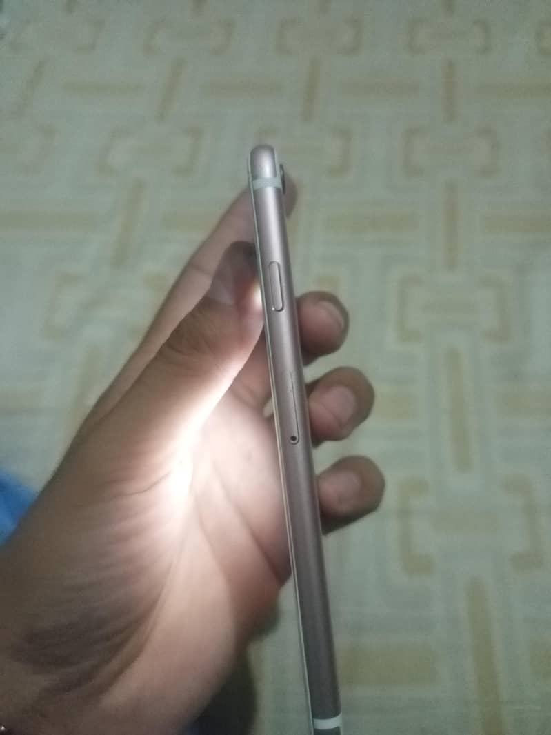 IPhone 6s 4