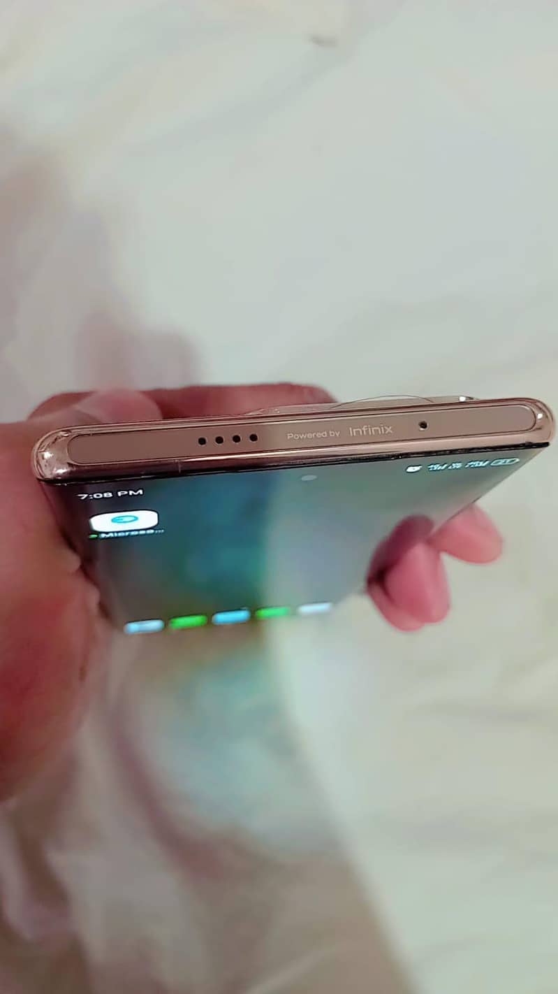 Infinix Zero 30 12