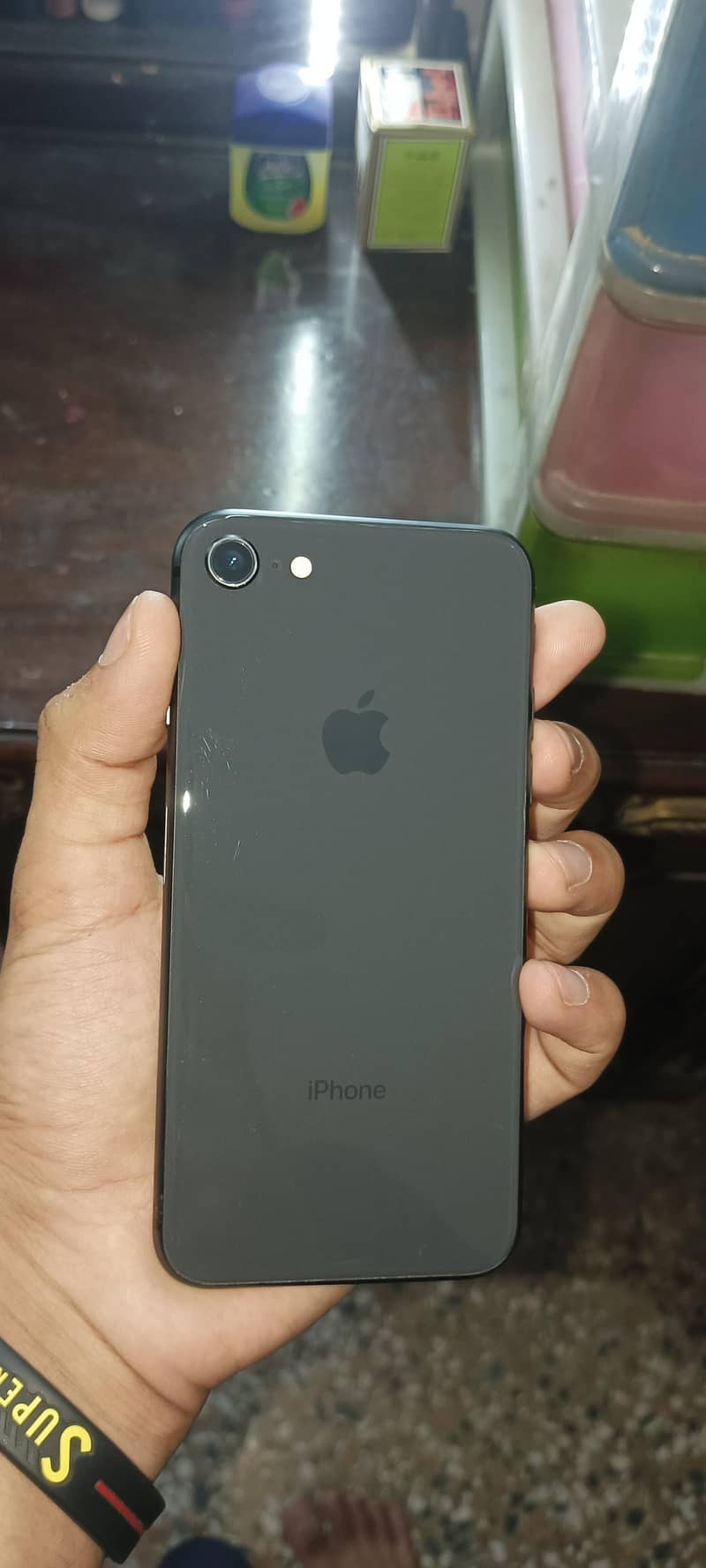 Apple iPhone 8 1