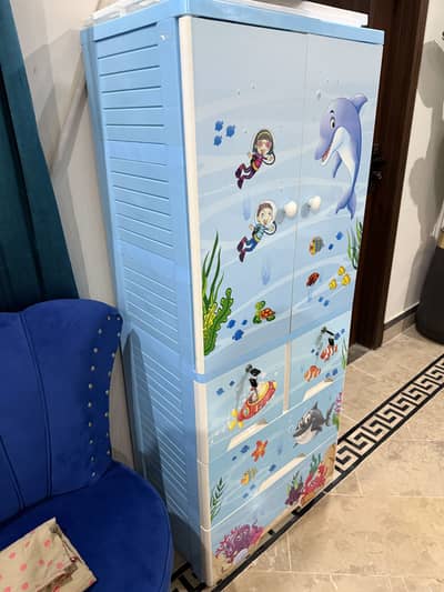 Kid wardrobes