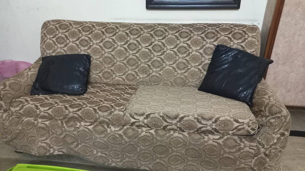 double seat sofa 0