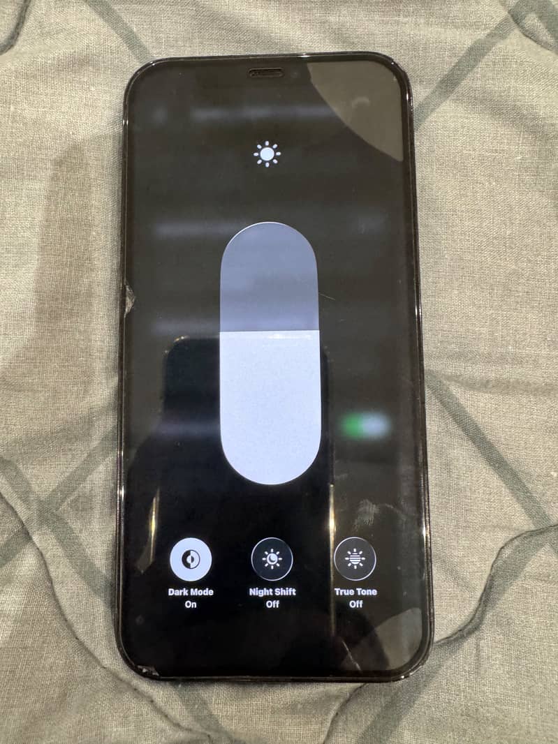 Apple iPhone 12 pro 4