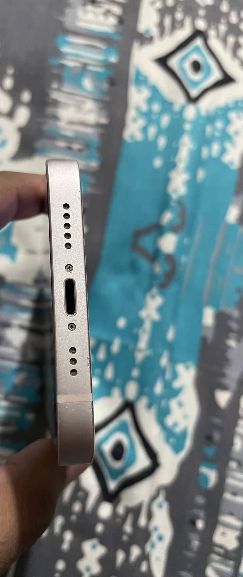 iPhone 13 3