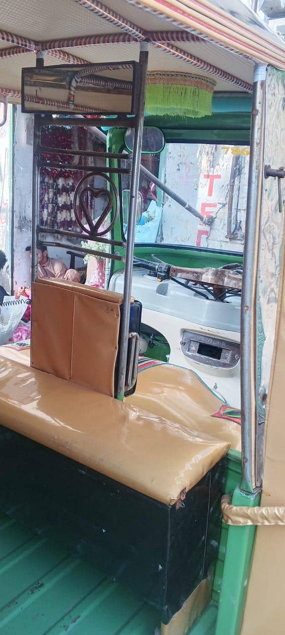 auto rickshaw 3
