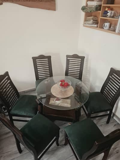 6 SEATER DINING TABLE