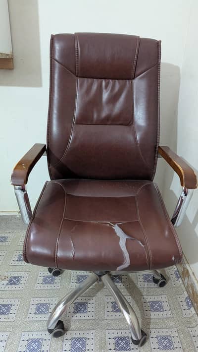 OFFICE CHAIR FOR SALE