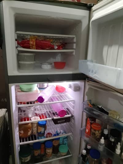 haier HRF-355 13 cubic fridge 10/10 condition