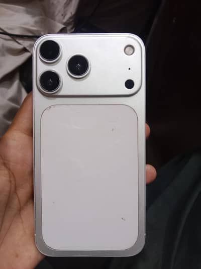 Apple iPhone XR converted 17 pro jv