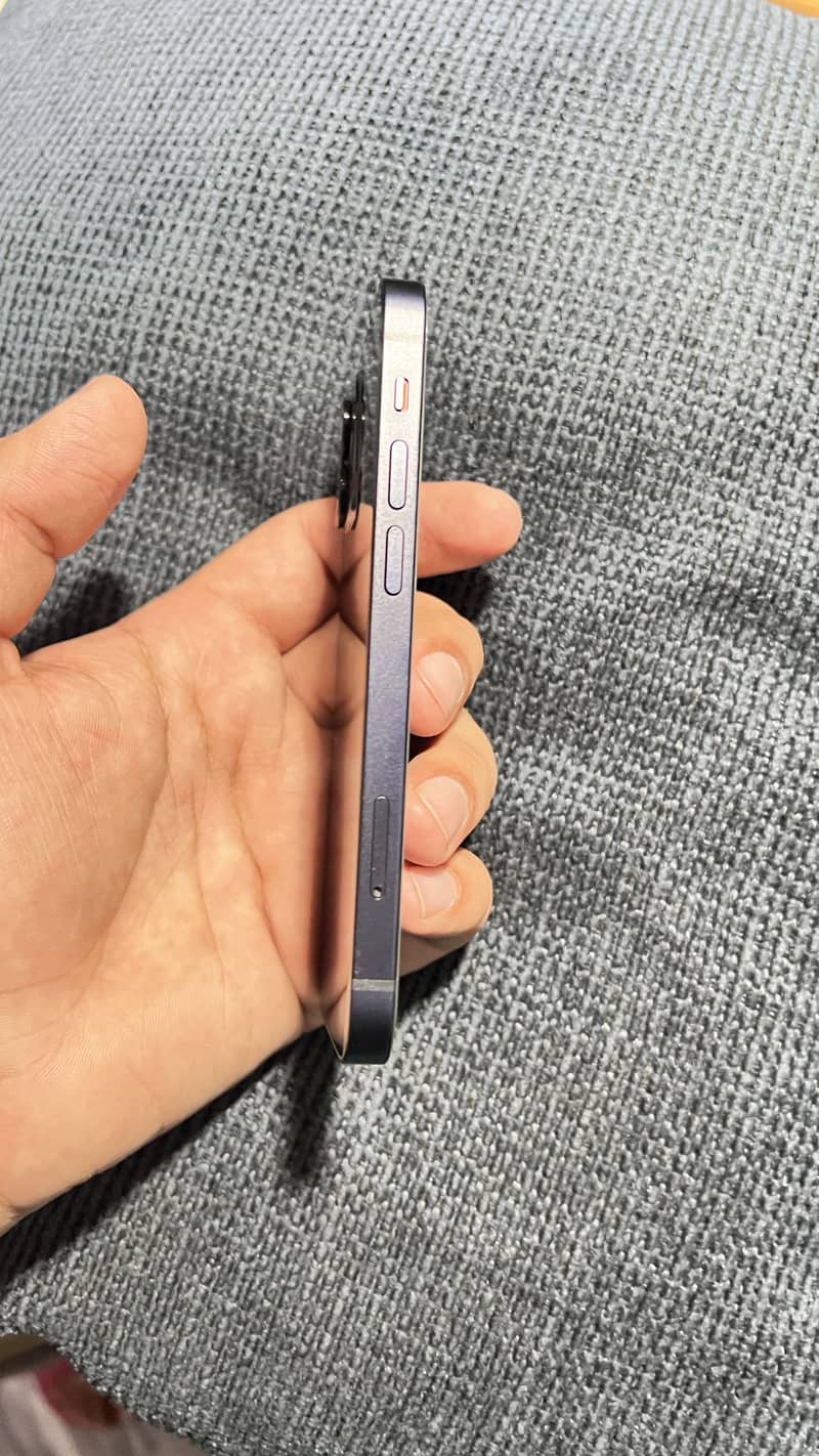Apple iPhone 12 mini 2