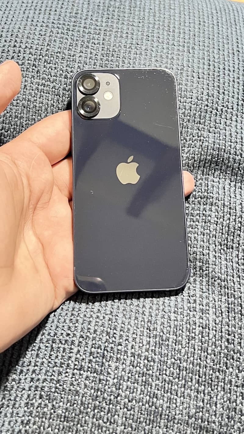 Apple iPhone 12 mini 3