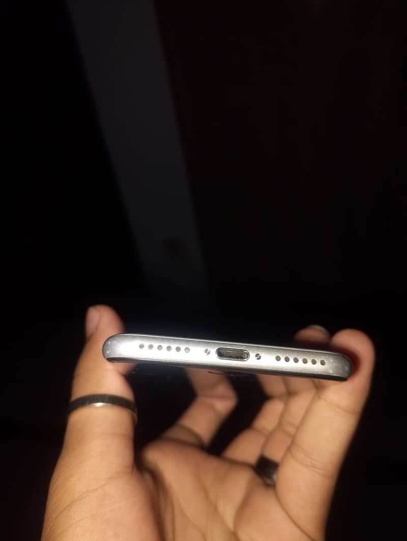 Apple iPhone SE 1