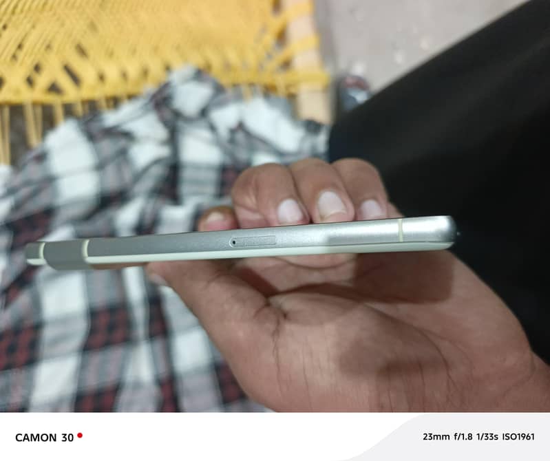 Google Pixel 7 5