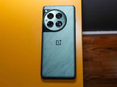 One Plus 12 . . 16/512 gb Official PTA approved