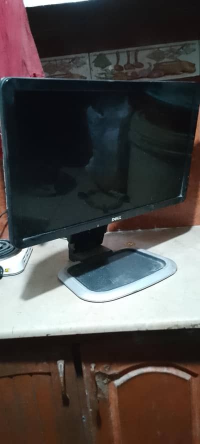 computer LED 24 inches only 7 thousand